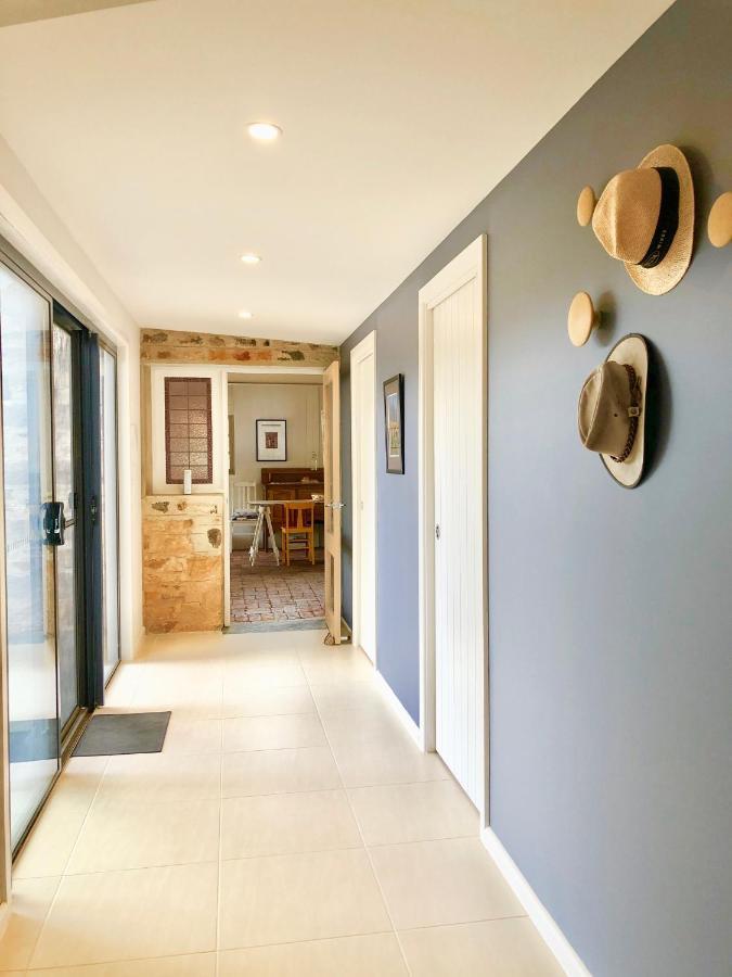 クレア Benny'S Retreat Luxury Bushland Escapeヴィラ エクステリア 写真